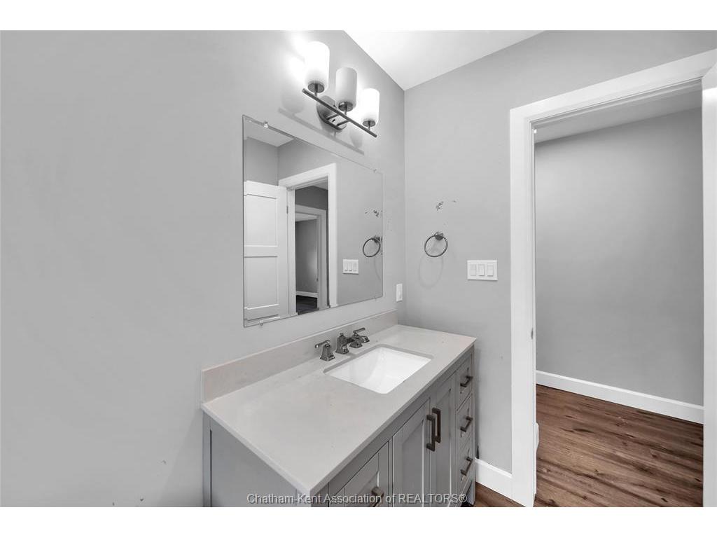 









25


Orchard Heights

Drive, 12,
Chatham,




ON
N7M 3G5

