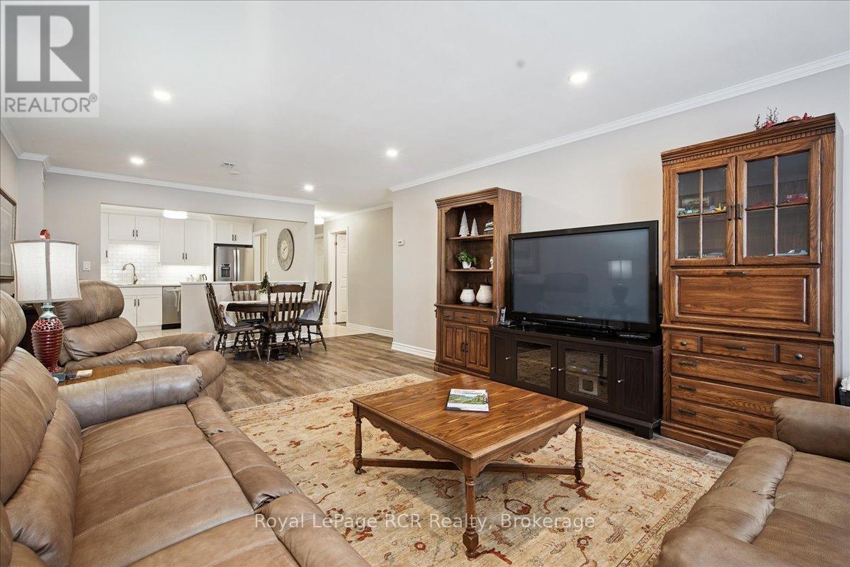 












206 - 2555 3RD AVENUE W

,
Owen Sound,




Ontario
N4K6T8

