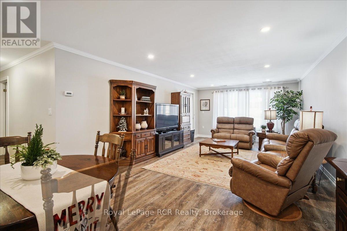 












206 - 2555 3RD AVENUE W

,
Owen Sound,




Ontario
N4K6T8

