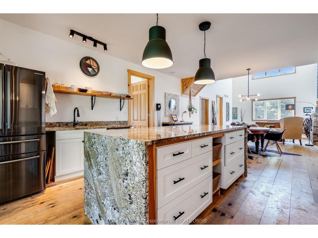 









11


Victoria

Street,
Shrewsbury,




ON
N0P 1A0

