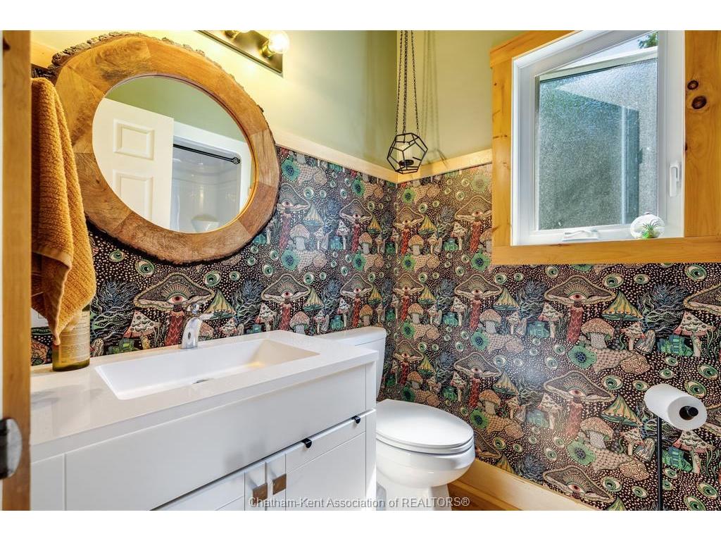 









11


Victoria

Street,
Shrewsbury,




ON
N0P 1A0

