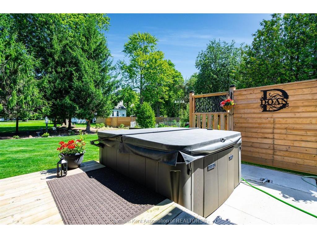 









11


Victoria

Street,
Shrewsbury,




ON
N0P 1A0

