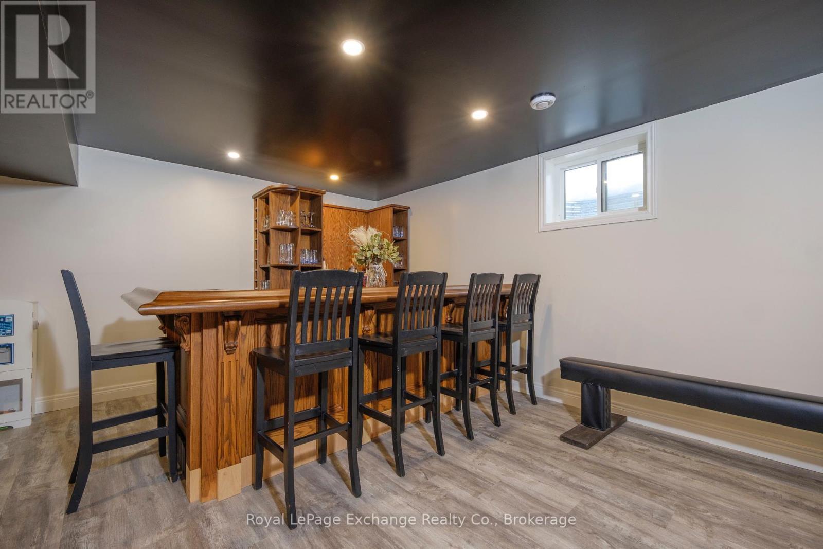 












482 WOLSLEY STREET

,
Huron-Kinloss (Lucknow),




Ontario
N0G2H0

