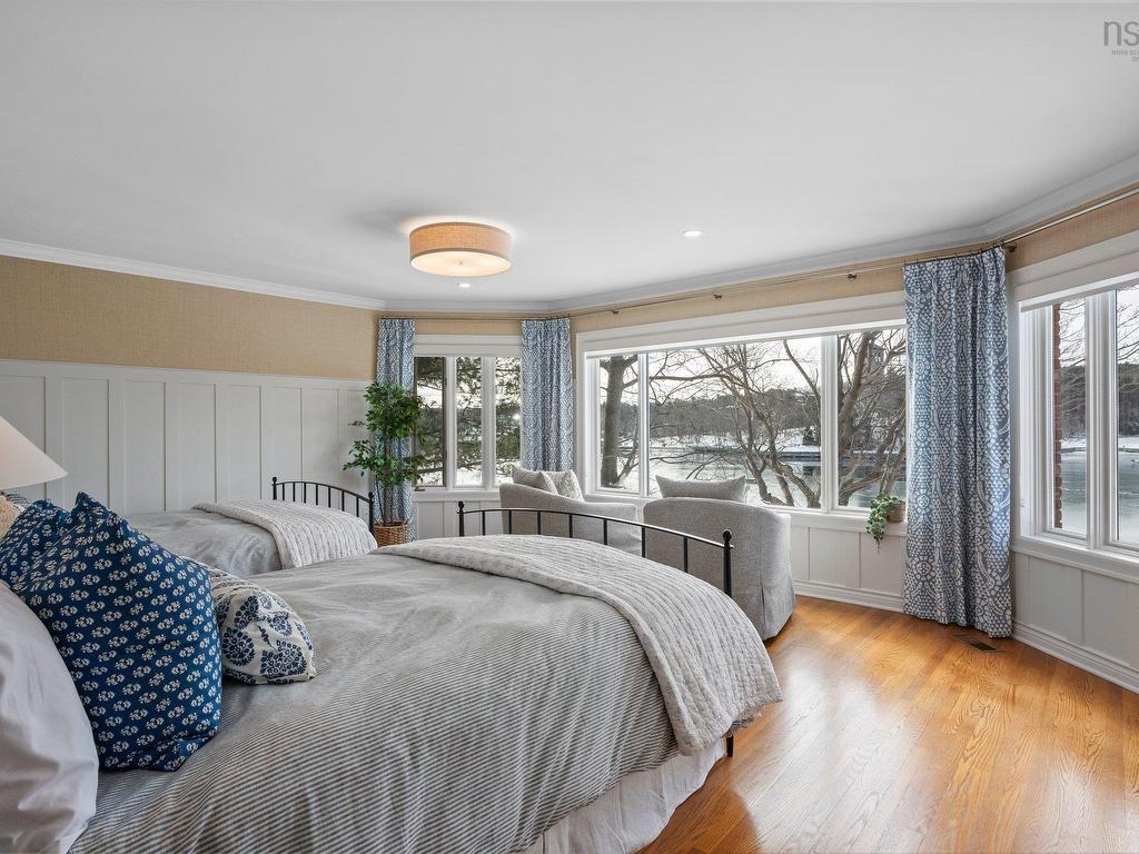 












6634 South Street

,
Halifax,




NS
B3H 1V2

