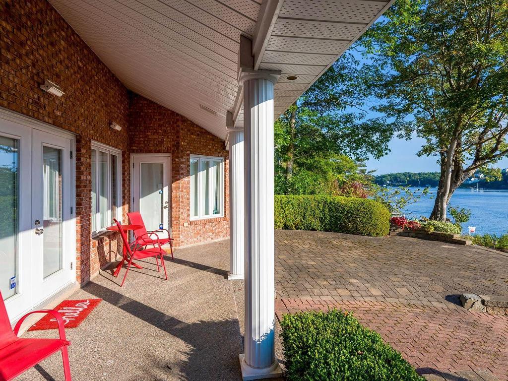 












6634 South Street

,
Halifax,




NS
B3H 1V2

