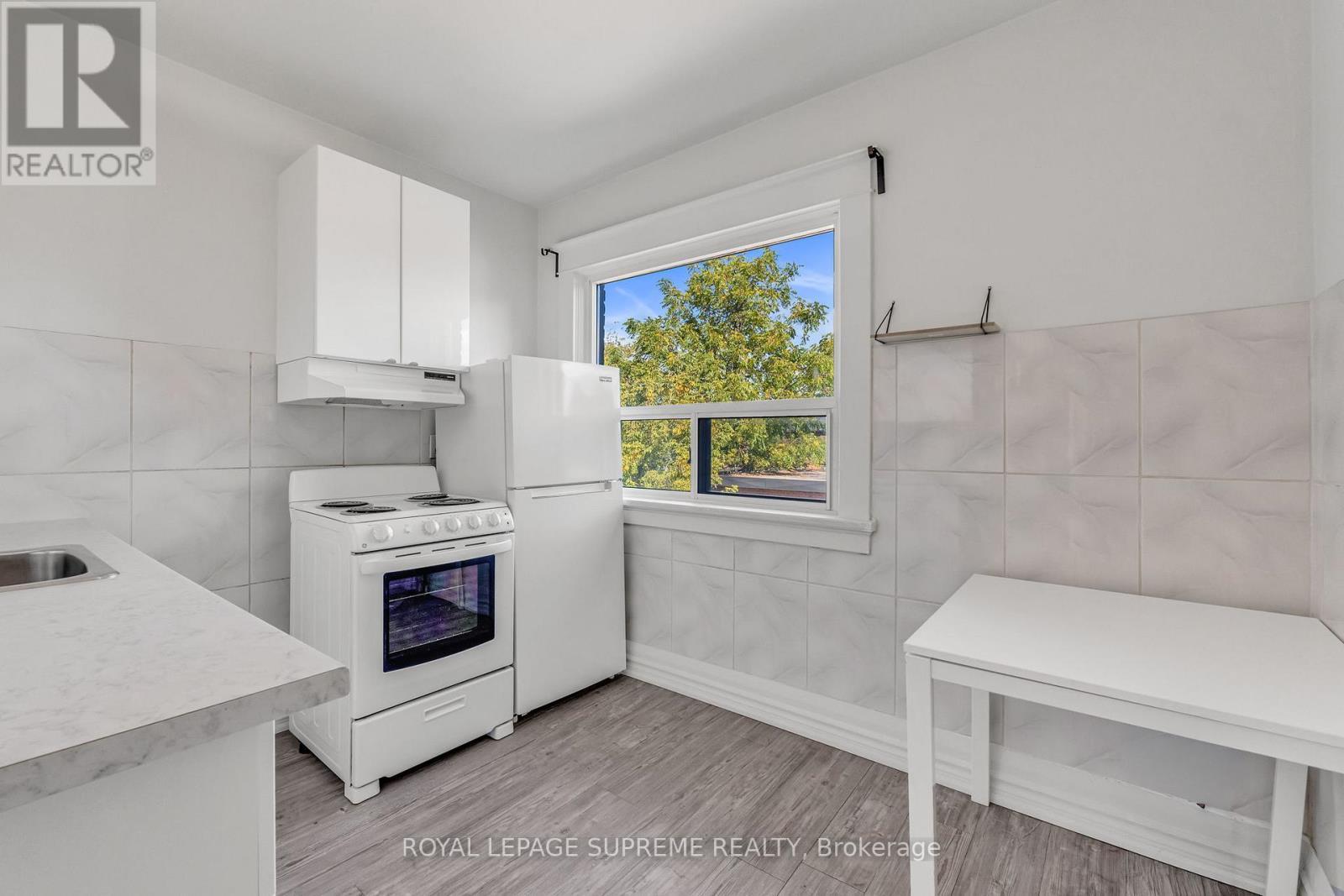 












1837 DUFFERIN STREET

,
Toronto,




Ontario
M6E3P5

