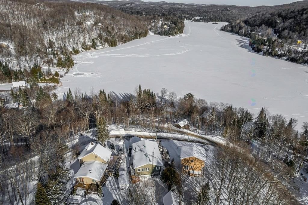









62


Ch. Lakeview

,
Saint-Adolphe-d'Howard,




QC
J0T2B0

