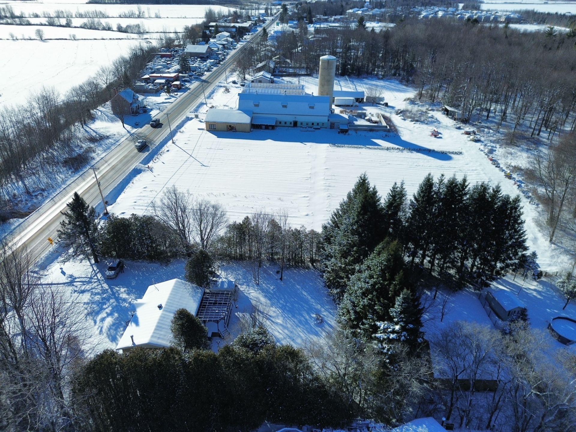 









30


Route du Canton

,
Brownsburg-Chatham,




QC
J8G0B6

