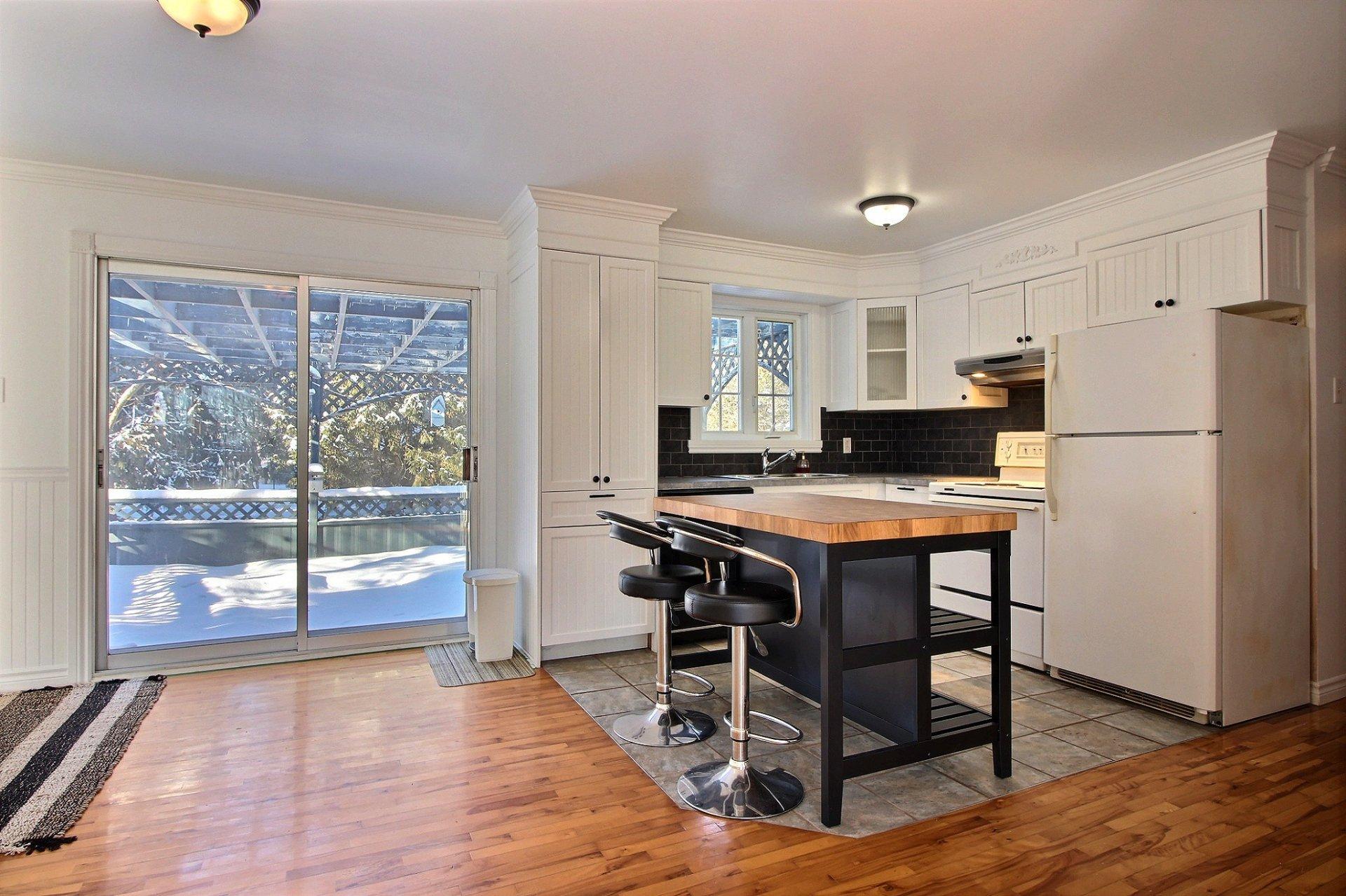 









30


Route du Canton

,
Brownsburg-Chatham,




QC
J8G0B6

