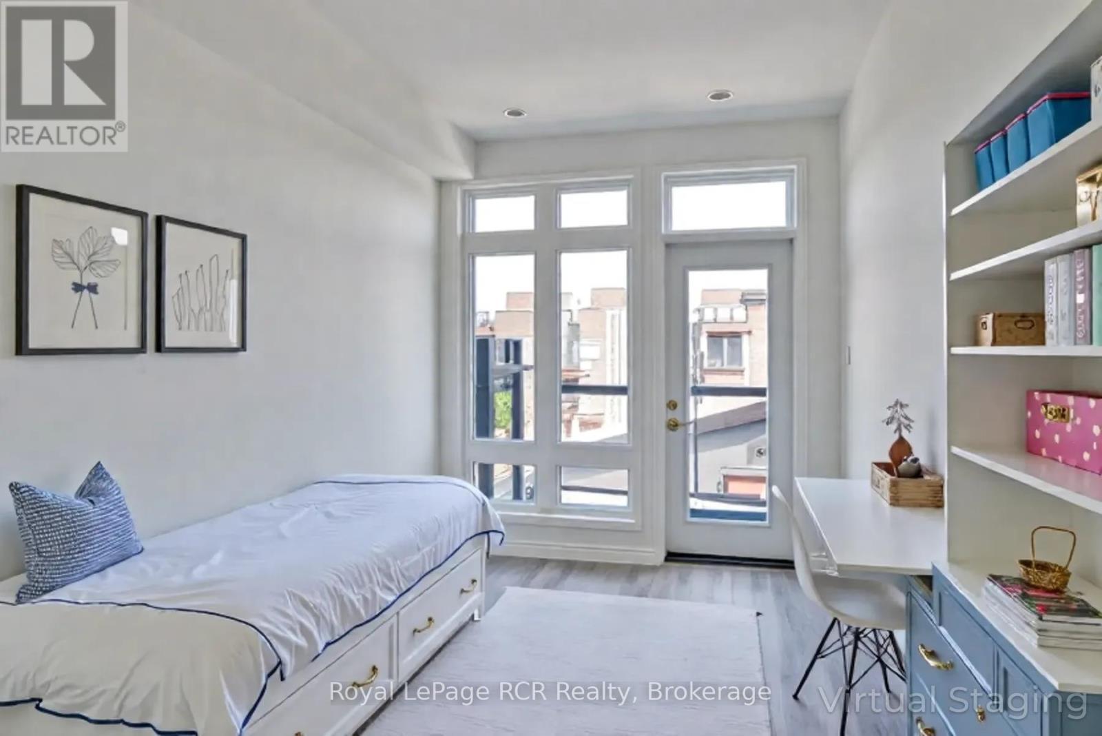 












27 WYN WOOD LANE

,
Orillia,




Ontario
L3V8P7

