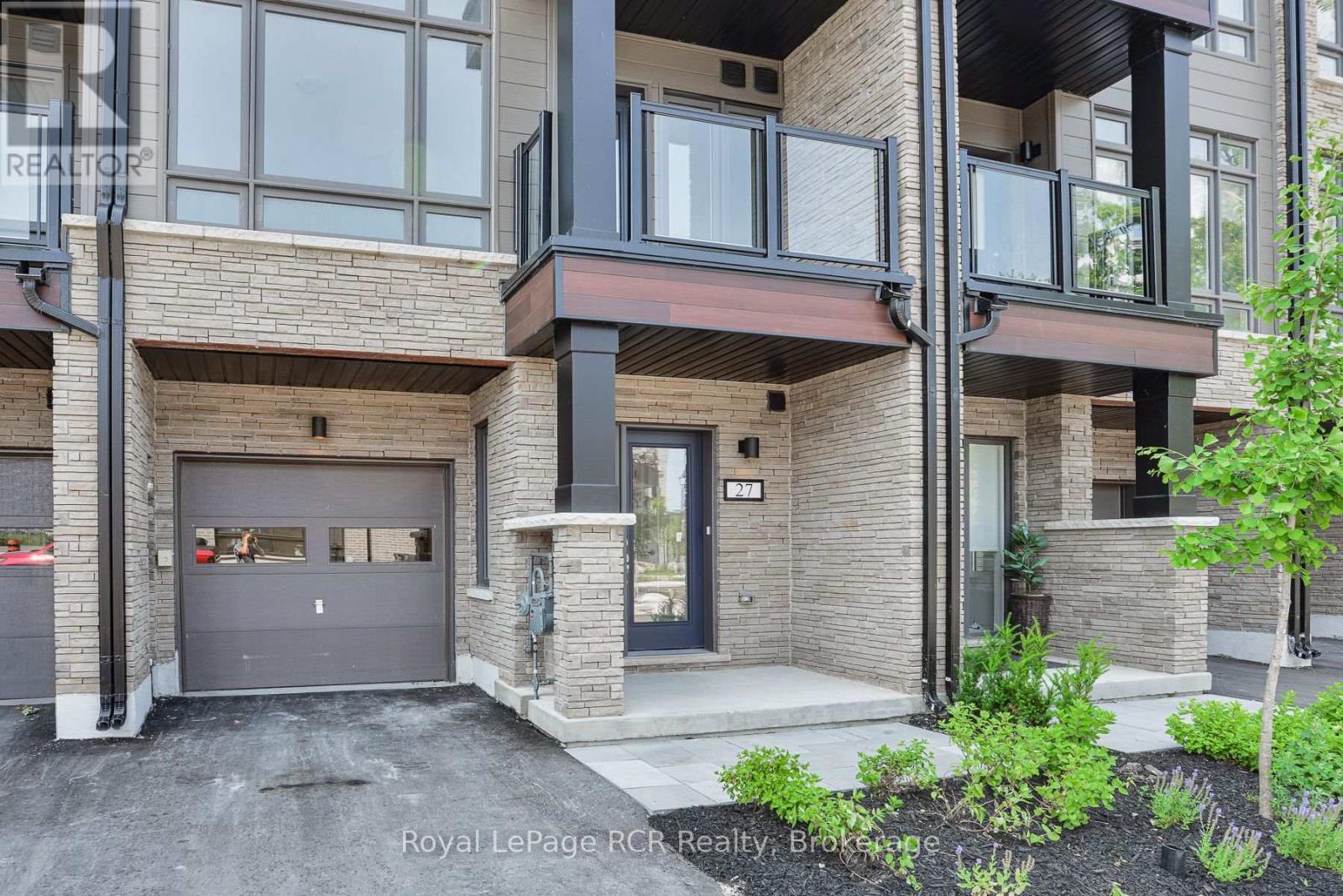 












27 WYN WOOD LANE

,
Orillia,




Ontario
L3V8P7

