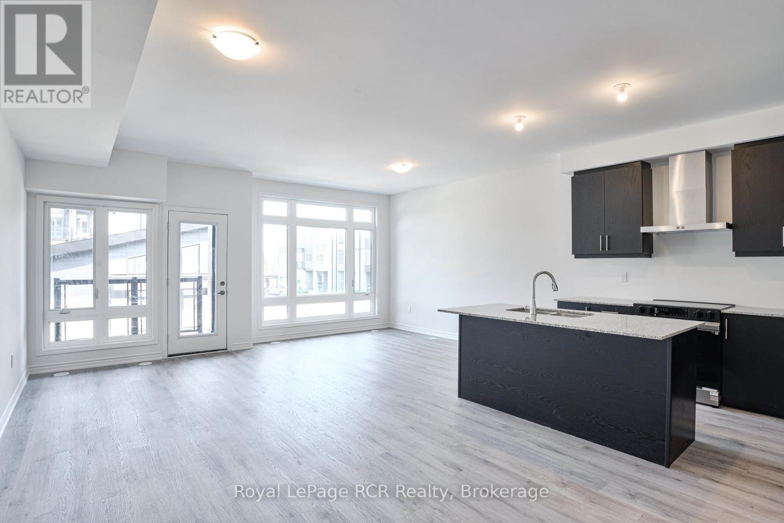 












27 WYN WOOD LANE

,
Orillia,




Ontario
L3V8P7

