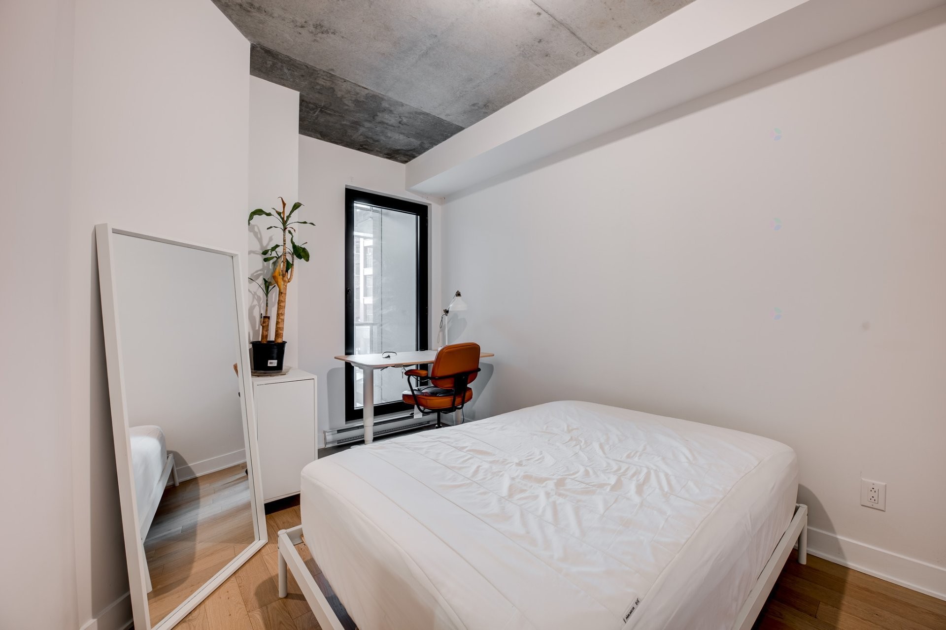 









288


Rue Richmond

, 234,
Montréal (Le Sud-Ouest),




QC
H3J0C4

