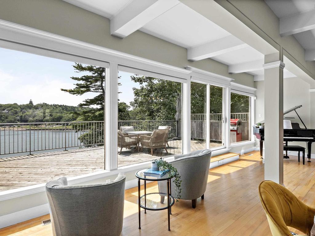 












1084 Ridgewood Drive

,
Halifax,




NS
B3H 3Y4

