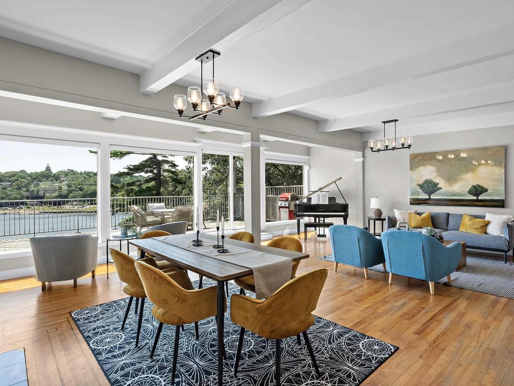 












1084 Ridgewood Drive

,
Halifax,




NS
B3H 3Y4

