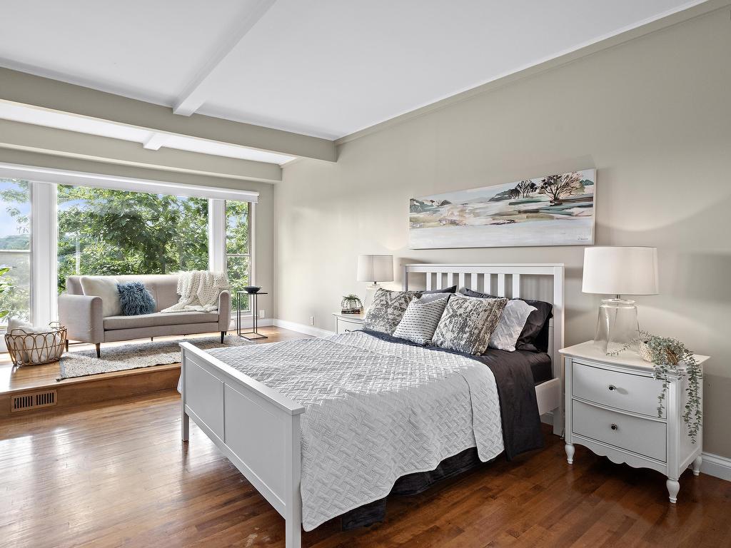 












1084 Ridgewood Drive

,
Halifax,




NS
B3H 3Y4

