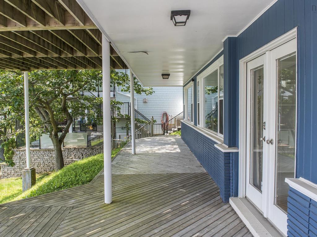 












1084 Ridgewood Drive

,
Halifax,




NS
B3H 3Y4

