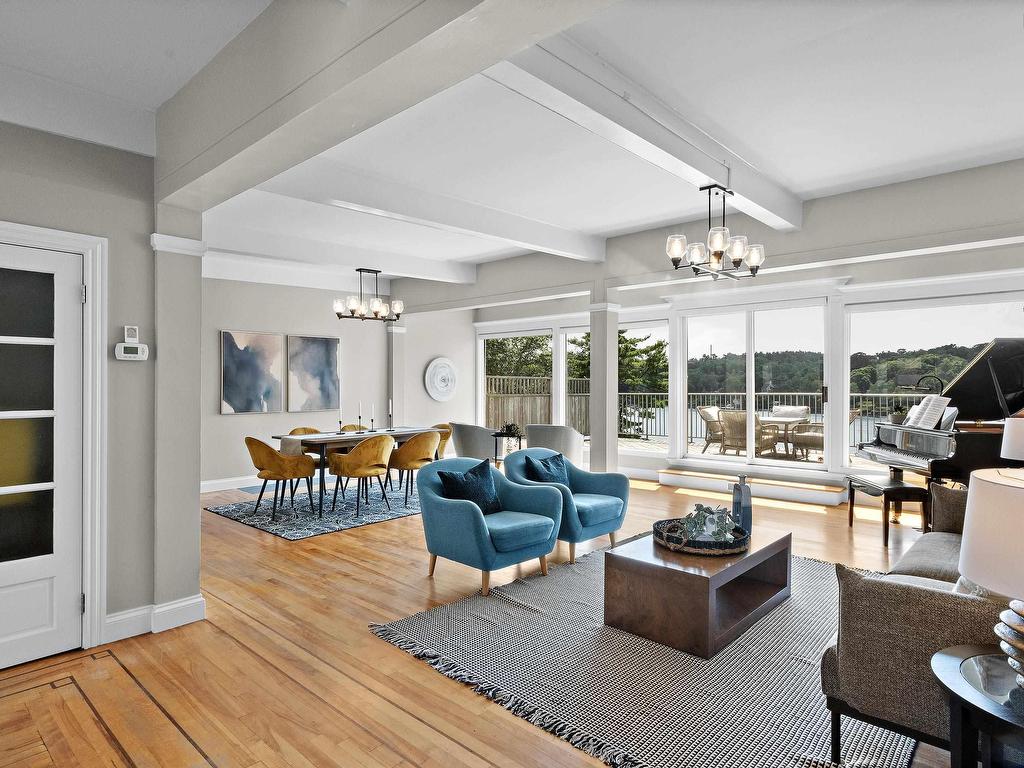 












1084 Ridgewood Drive

,
Halifax,




NS
B3H 3Y4

