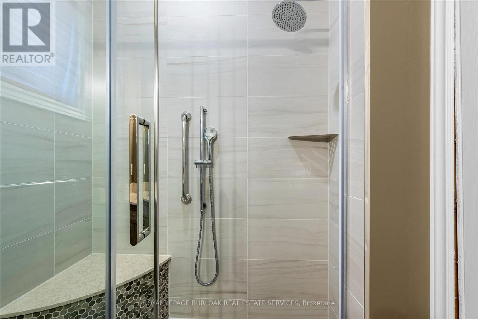 












1 - 10 DAVIDSON BOULEVARD

,
Hamilton,




Ontario
L9H7N9

