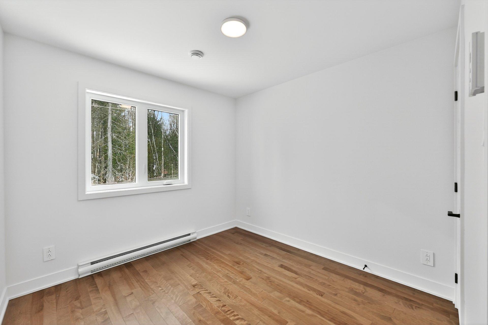 









1668


Rue de la Soeur-Joseph-Émilien

,
Joliette,




QC
J6E9K5

