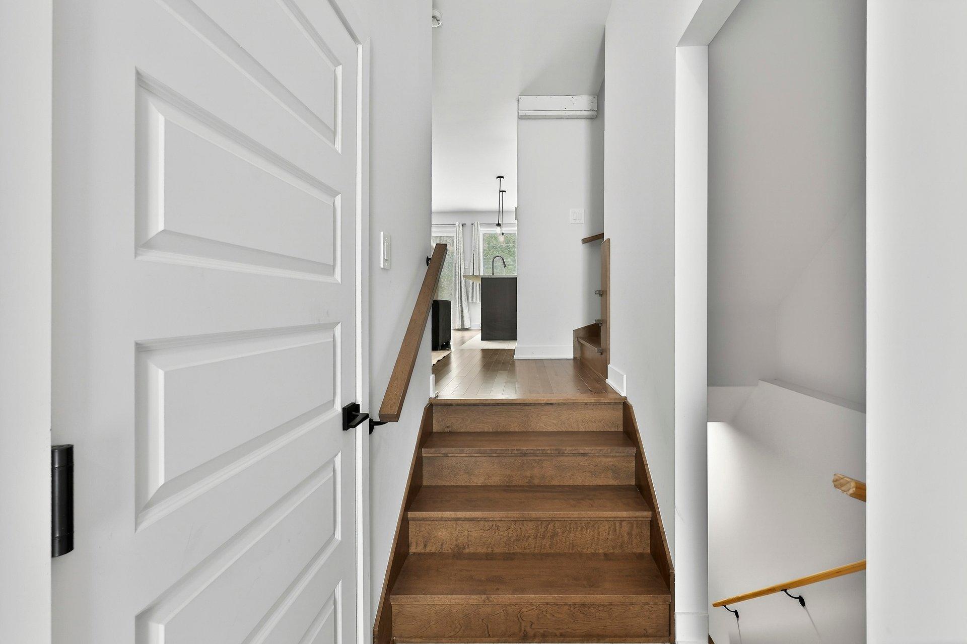 









1668


Rue de la Soeur-Joseph-Émilien

,
Joliette,




QC
J6E9K5

