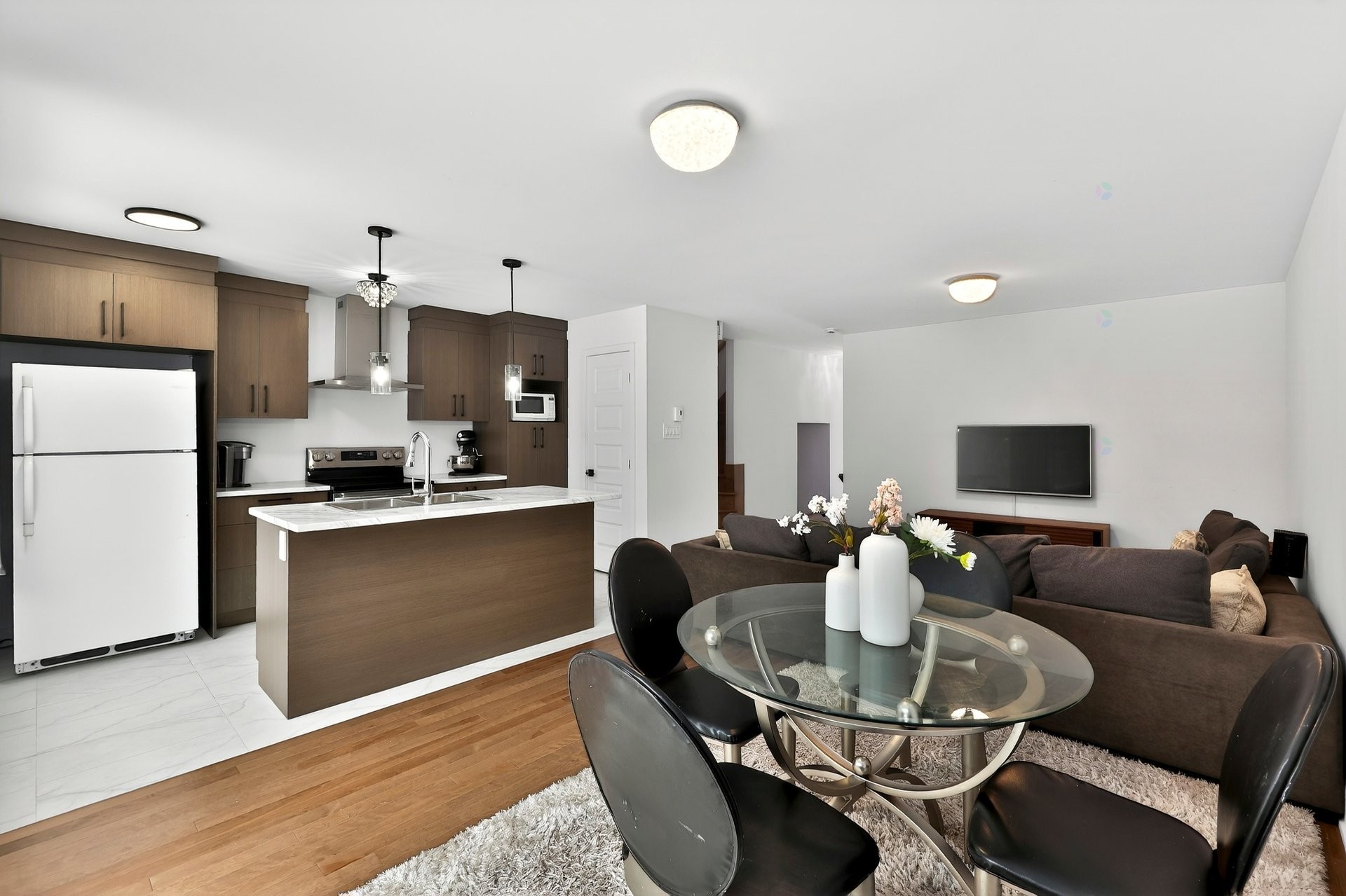 









1668Z


Rue de la Soeur-Joseph-Émilien

,
Joliette,




QC
J6E9K5

