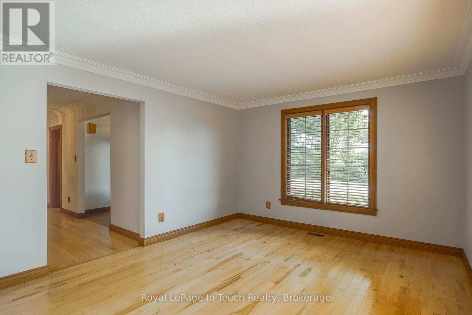 












236 CONCESSION 12 ROAD W

,
Tiny,




Ontario
L0L2J0

