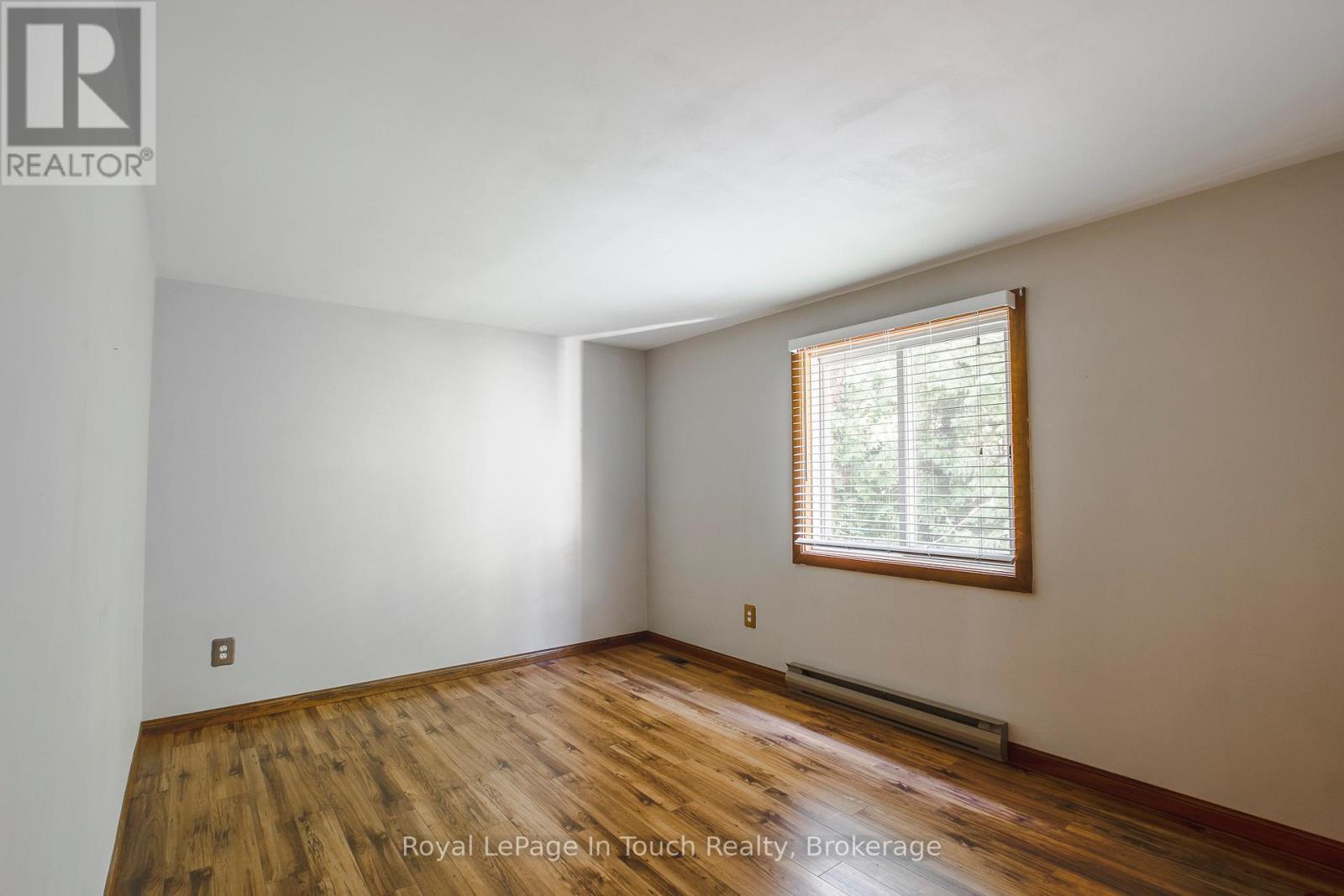 












236 CONCESSION 12 ROAD W

,
Tiny,




Ontario
L0L2J0

