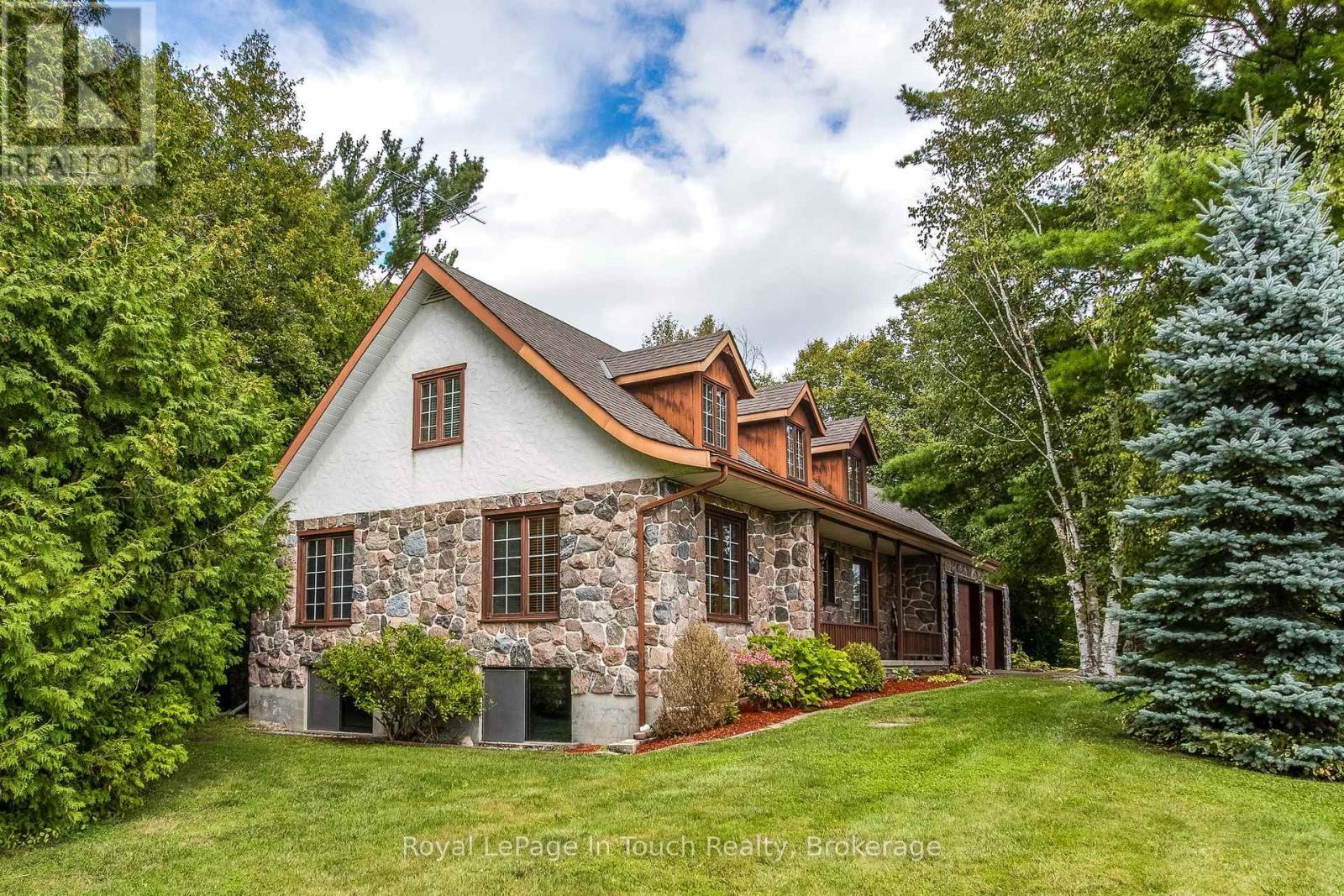 












236 CONCESSION 12 ROAD W

,
Tiny,




Ontario
L0L2J0

