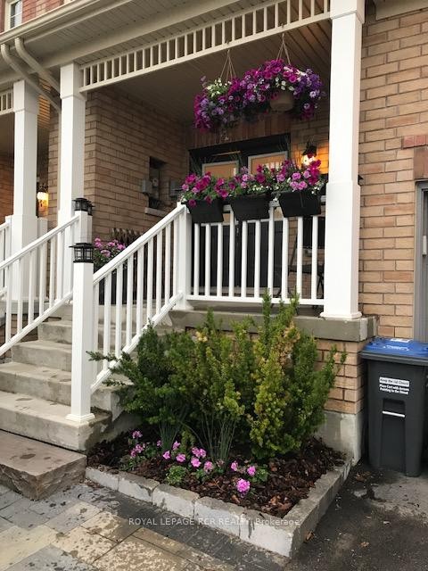 









8


Mcelroy

Court,
Caledon,




ON
L7C 3X2

