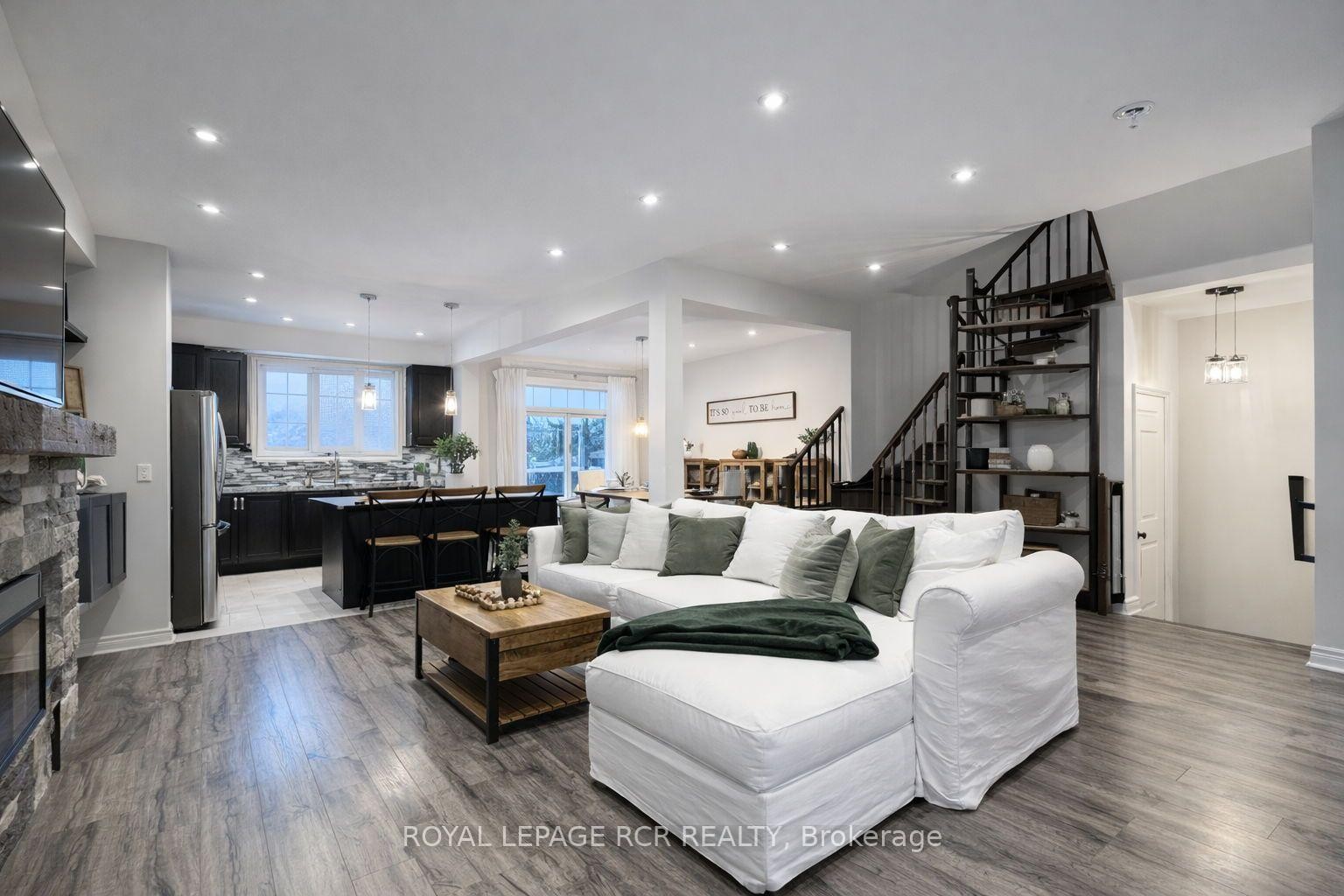 









8


Mcelroy

Court,
Caledon,




ON
L7C 3X2

