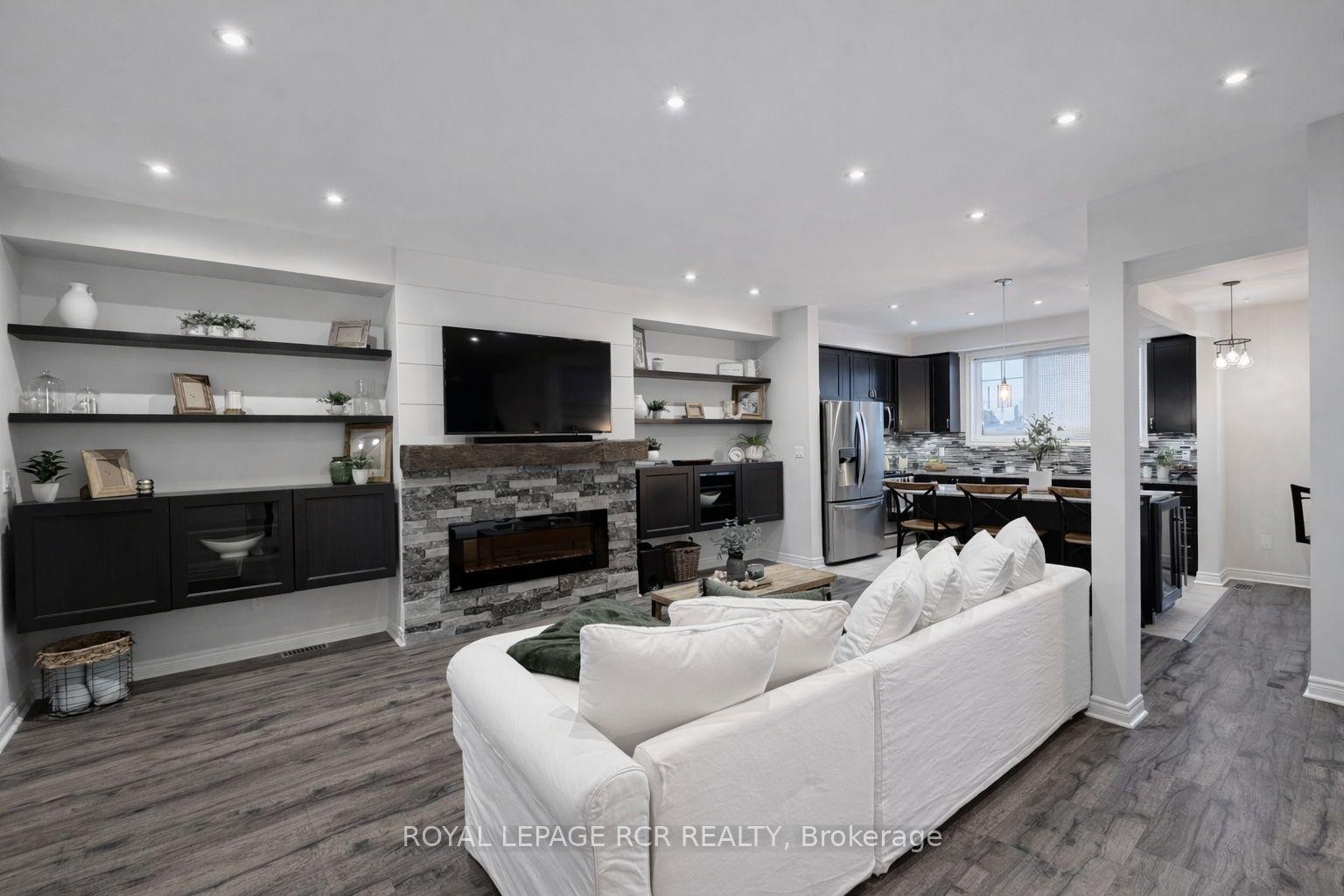 









8


Mcelroy

Court,
Caledon,




ON
L7C 3X2

