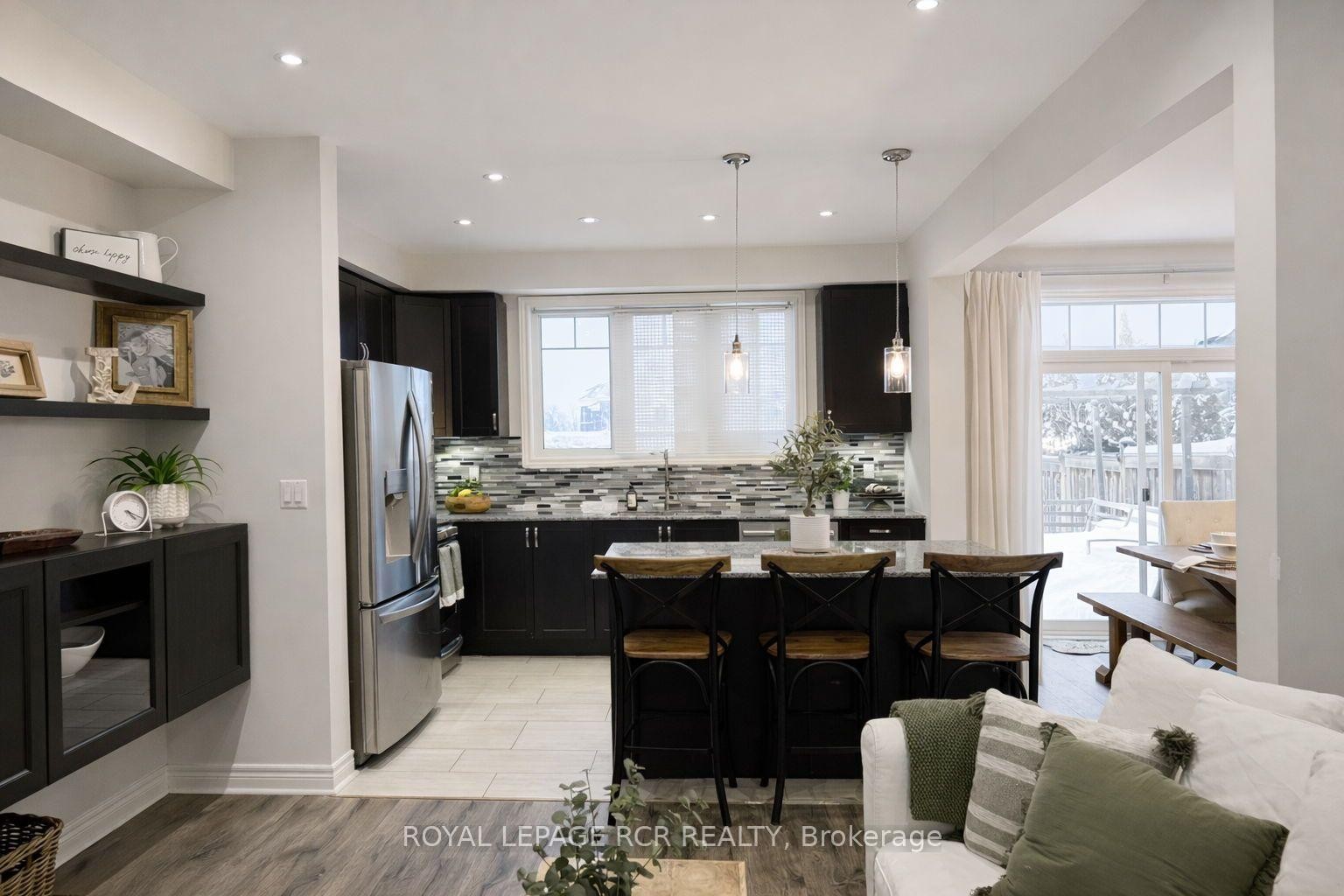 









8


Mcelroy

Court,
Caledon,




ON
L7C 3X2

