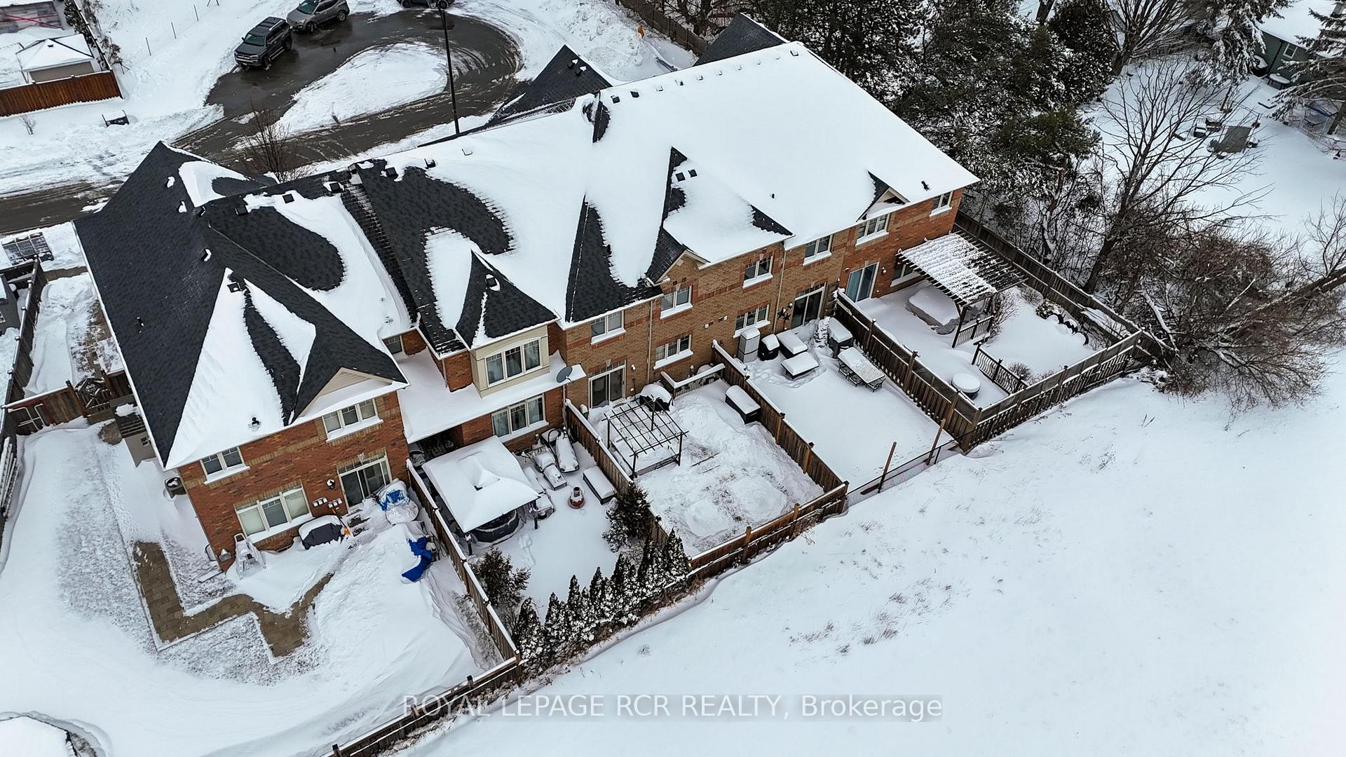 









8


Mcelroy

Court,
Caledon,




ON
L7C 3X2

