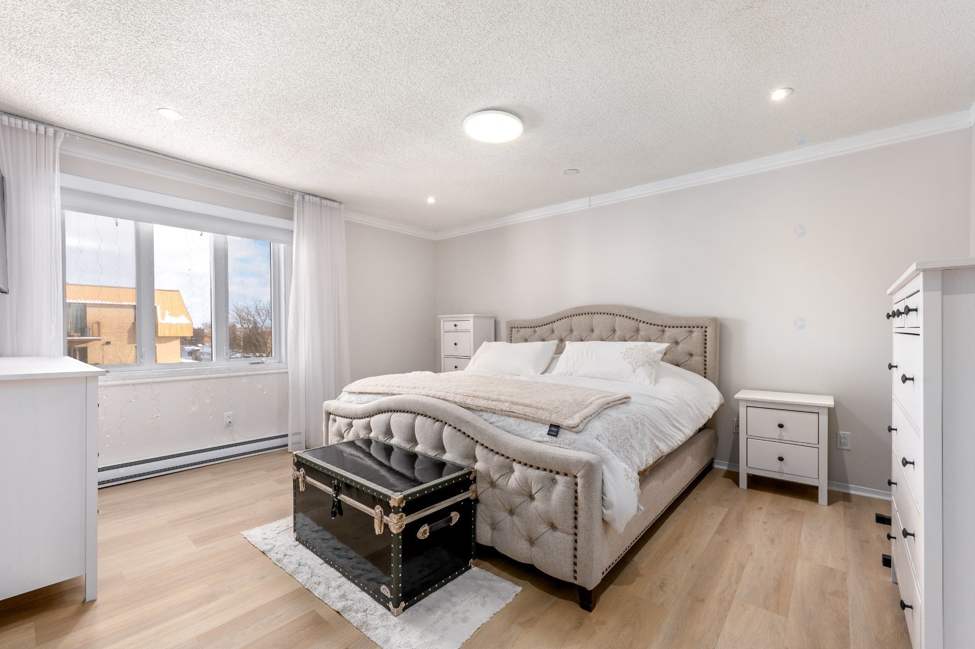 









435


Boul. Dagenais E.

, 55,
Laval (Vimont),




QC
H7M5G8

