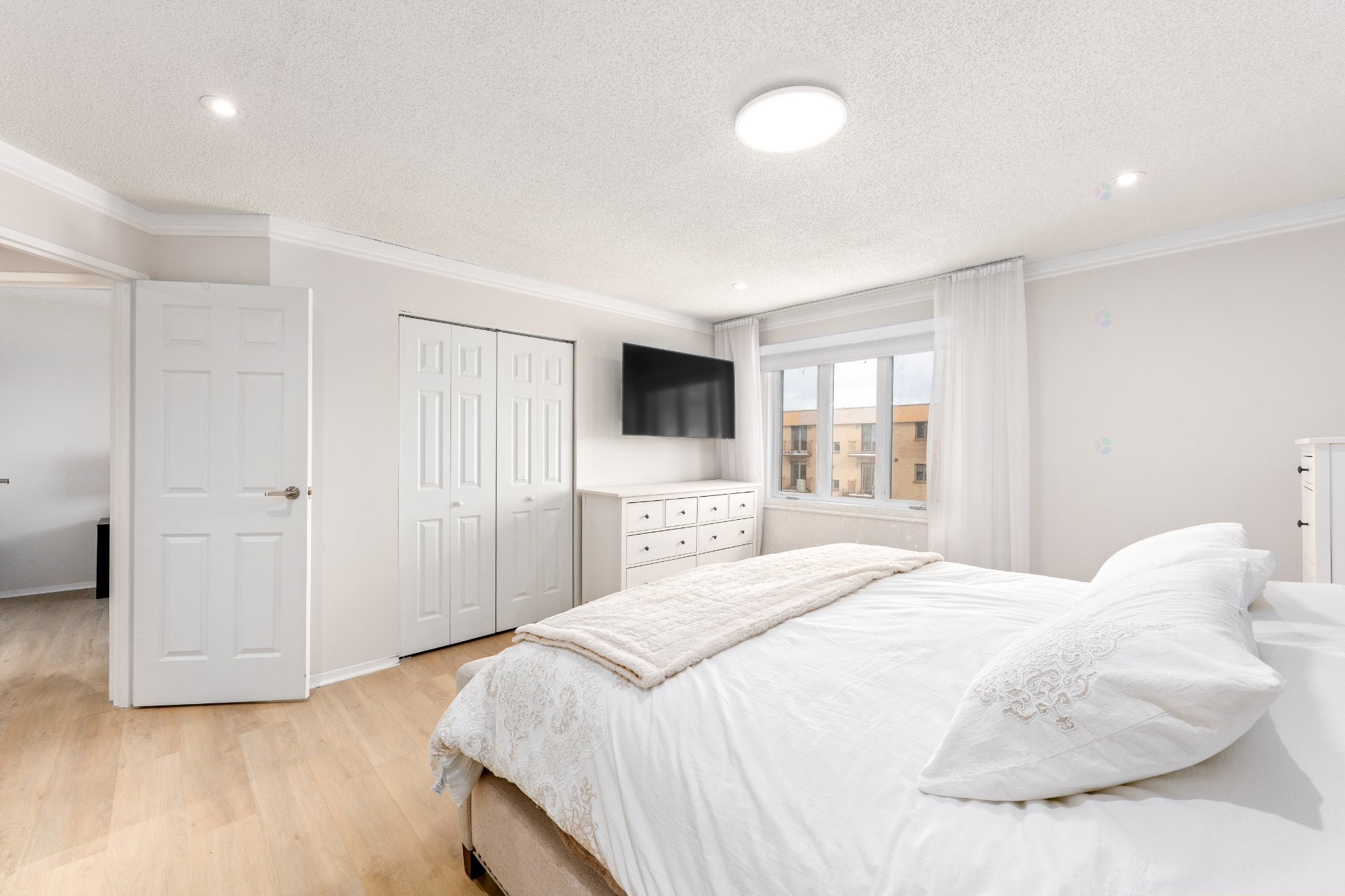 









435


Boul. Dagenais E.

, 55,
Laval (Vimont),




QC
H7M5G8

