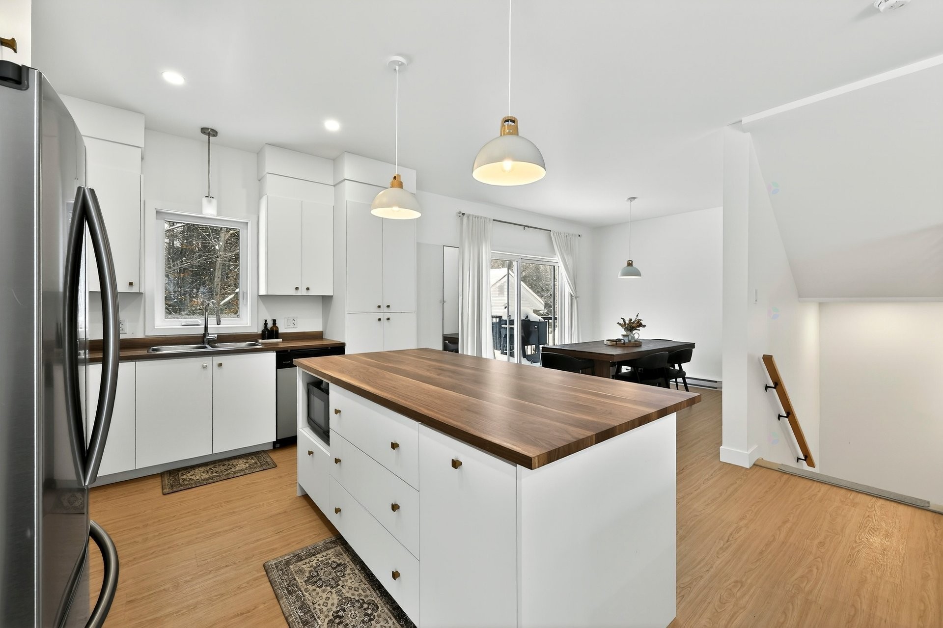 









3928


Rue Montcalm

,
Rawdon,




QC
J0K1S0

