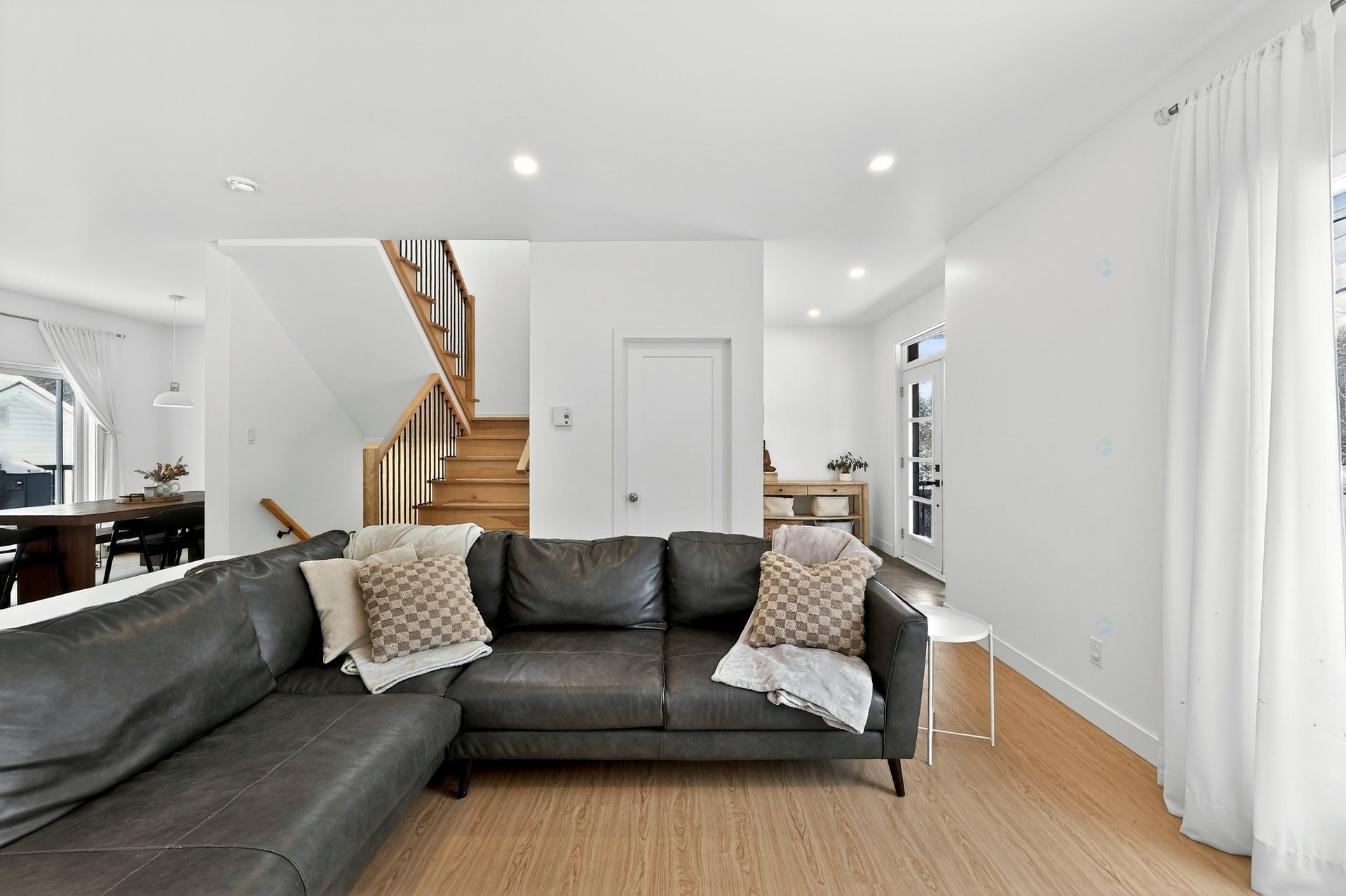 









3928


Rue Montcalm

,
Rawdon,




QC
J0K1S0

