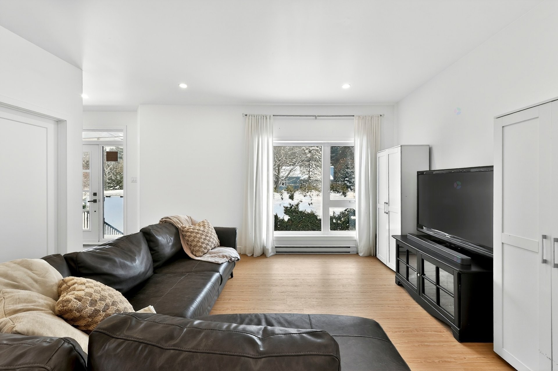 









3928


Rue Montcalm

,
Rawdon,




QC
J0K1S0

