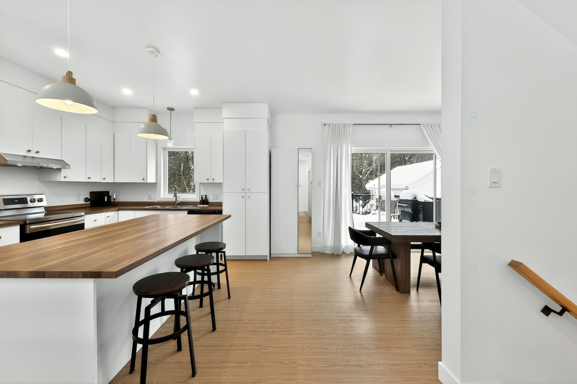 









3928


Rue Montcalm

,
Rawdon,




QC
J0K1S0

