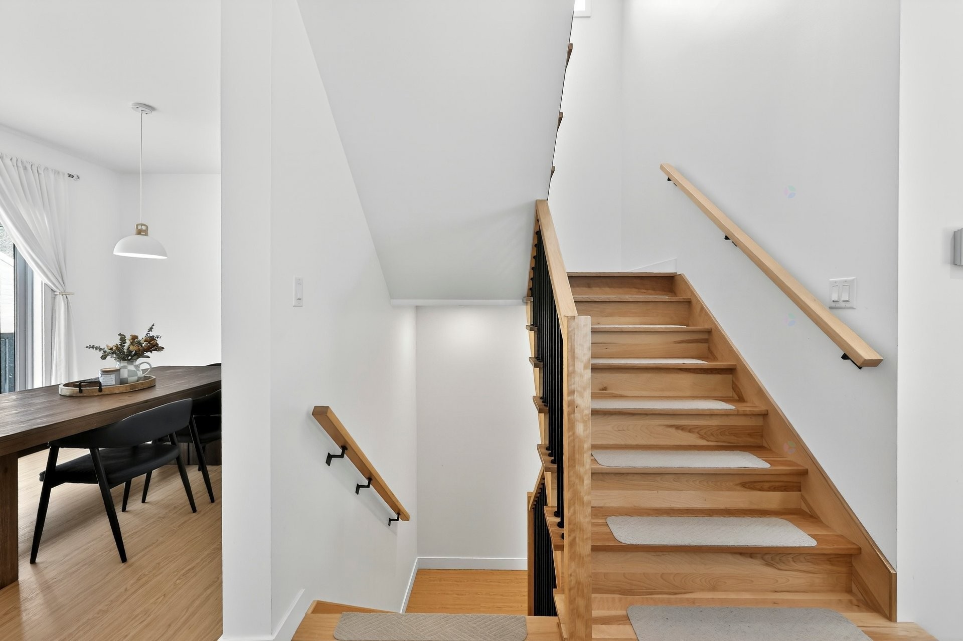 









3928


Rue Montcalm

,
Rawdon,




QC
J0K1S0

