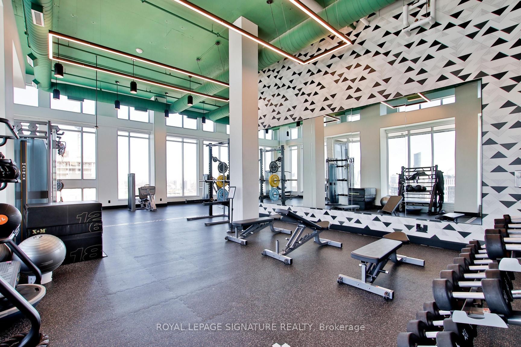 









25


Nicholas

Avenue, 2706,
Toronto,




ON
M5A 0M9

