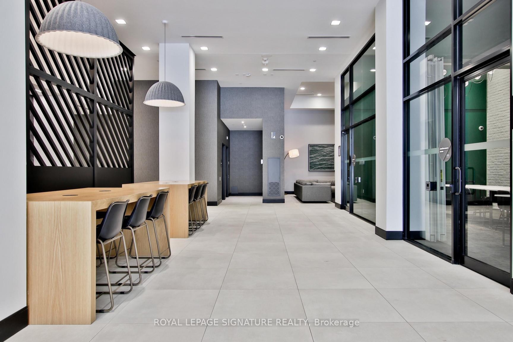 









25


Nicholas

Avenue, 2706,
Toronto,




ON
M5A 0M9

