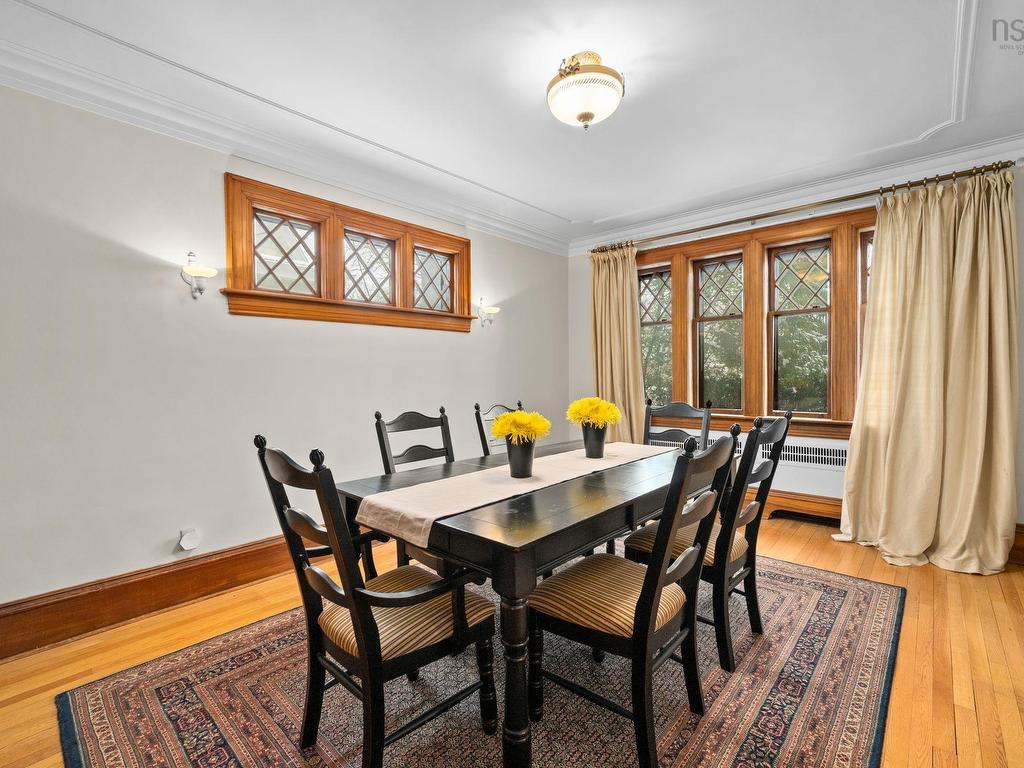 












1950 Connaught Avenue

,
Halifax,




NS
B3H 4E1

