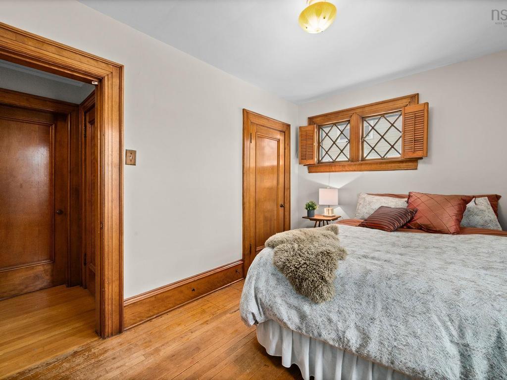 












1950 Connaught Avenue

,
Halifax,




NS
B3H 4E1

