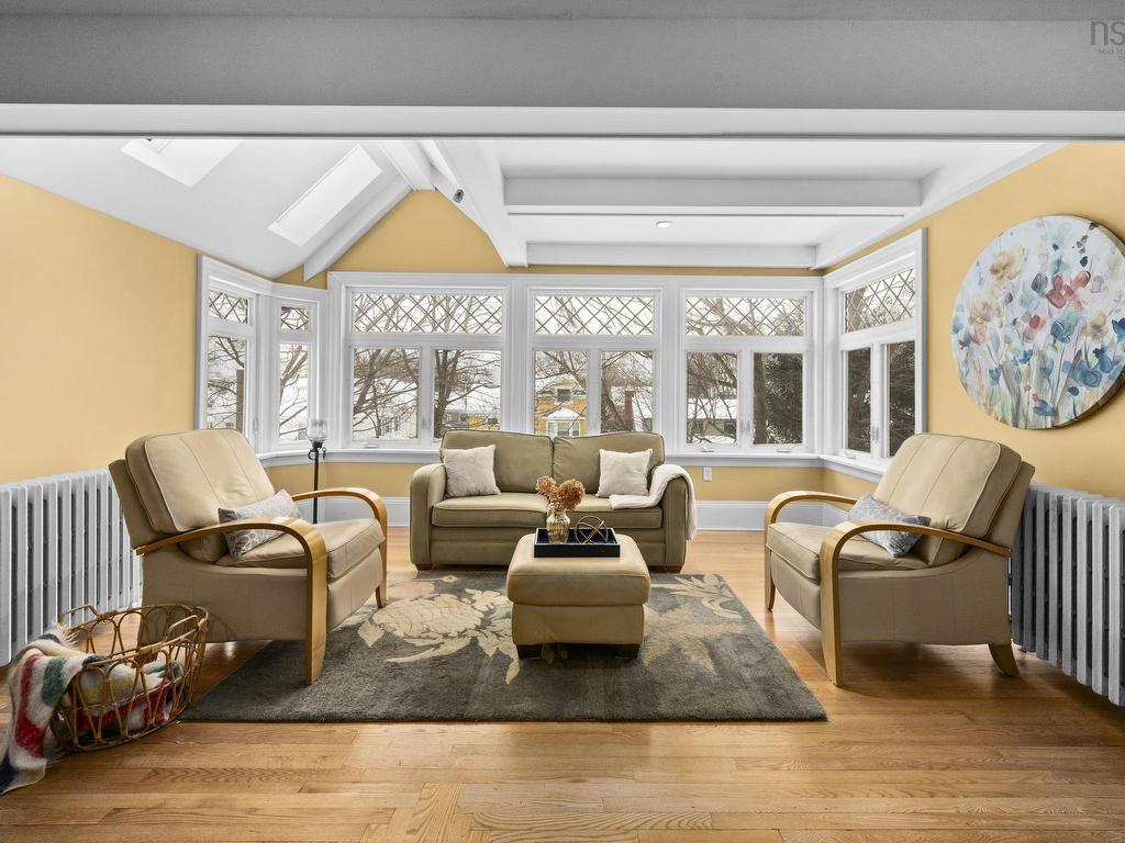 












1950 Connaught Avenue

,
Halifax,




NS
B3H 4E1

