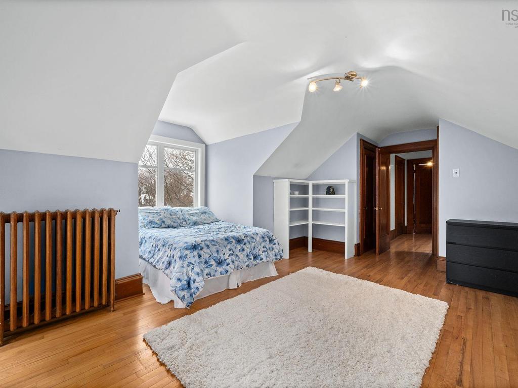 












1950 Connaught Avenue

,
Halifax,




NS
B3H 4E1

