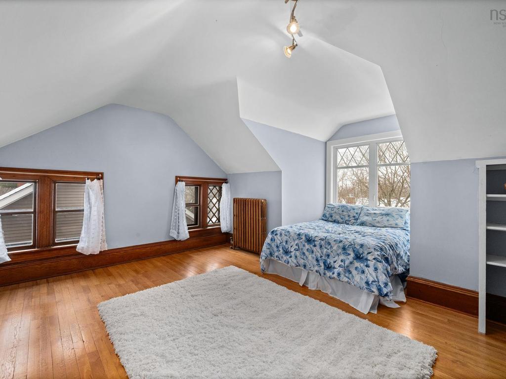 












1950 Connaught Avenue

,
Halifax,




NS
B3H 4E1

