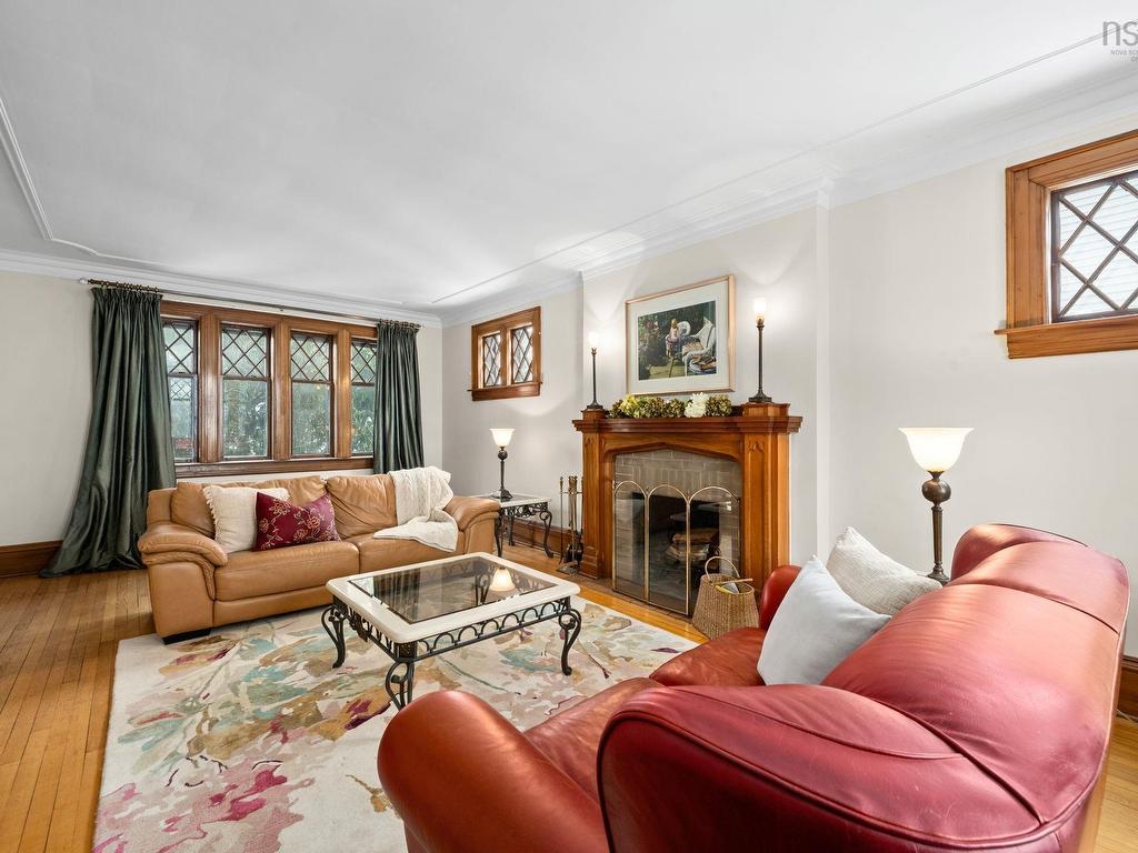 












1950 Connaught Avenue

,
Halifax,




NS
B3H 4E1

