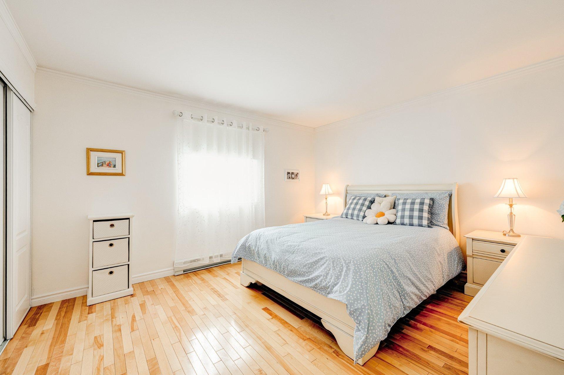 









87


Rue de Caplan

,
Blainville,




QC
J7B1J1

